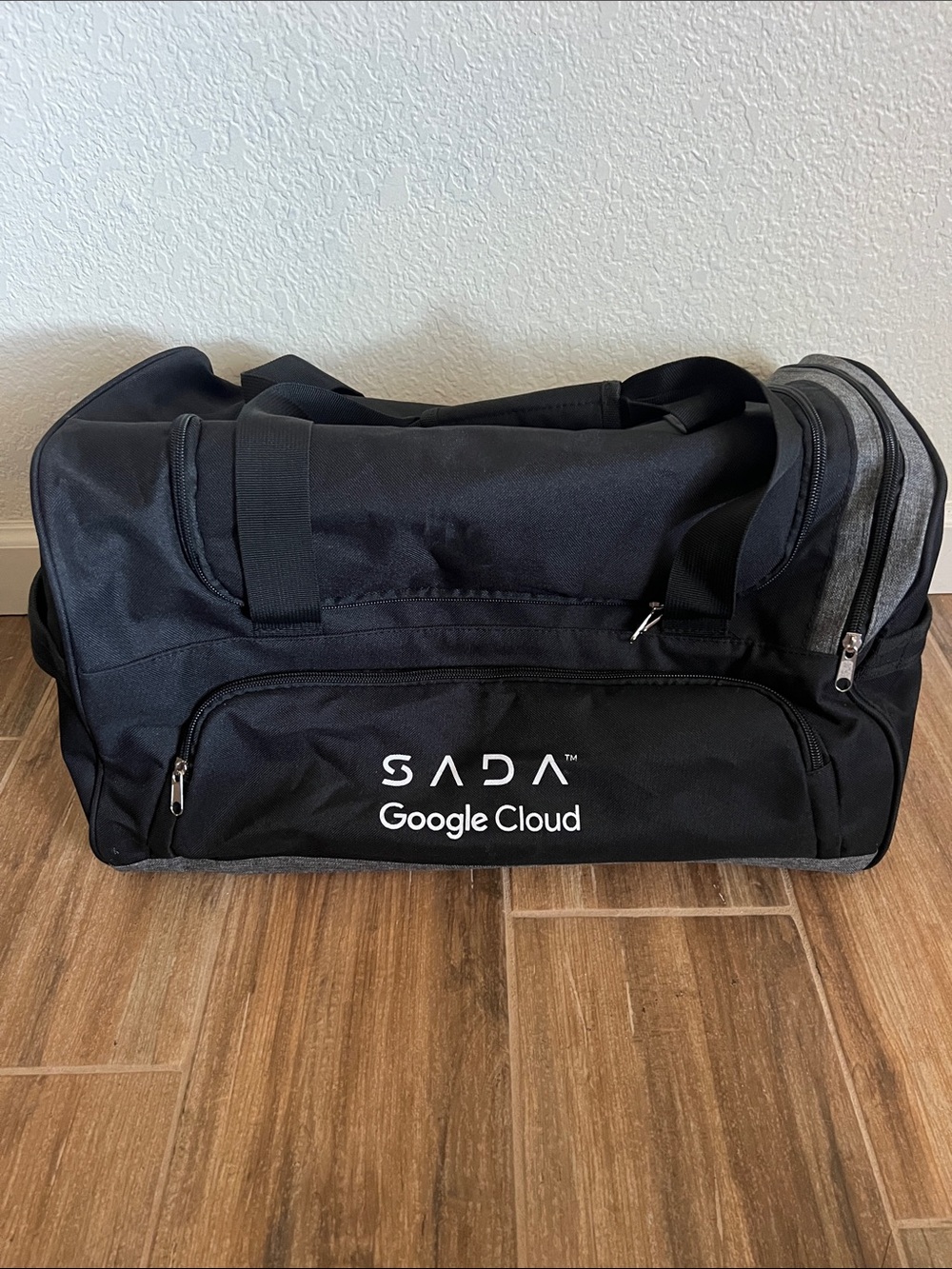 Swag Google cloud sada Black Men’s Duffel Bag travel gym 18x10x11 z4